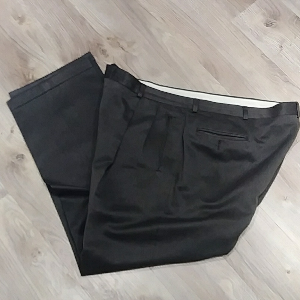 Men's Dress Slacks. No Brand Name Tag.